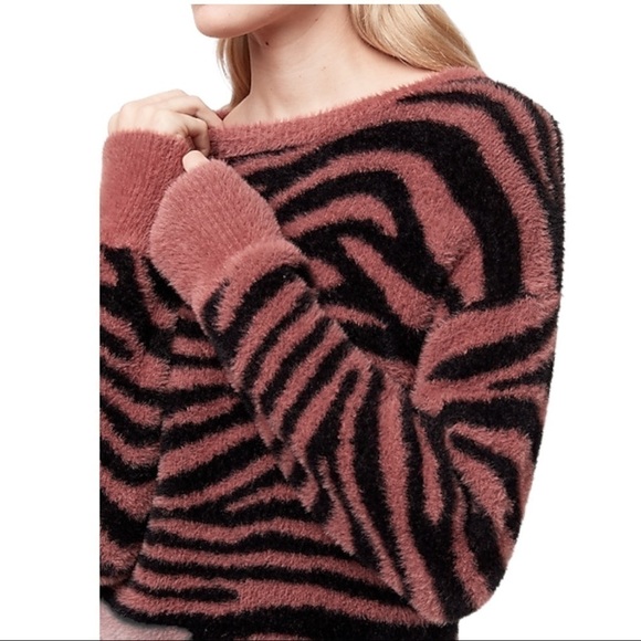 NWT EXPRESS Fuzzy Knit Zebra Stripe Puff Long Sleeve Cropped Pullover Sweater XS - Picture 1 of 7